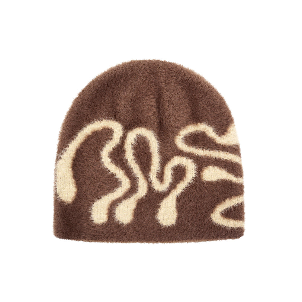 KODIAK FLUFF BEANIE – running – img1 – fluff-beanie-kodiak-drop