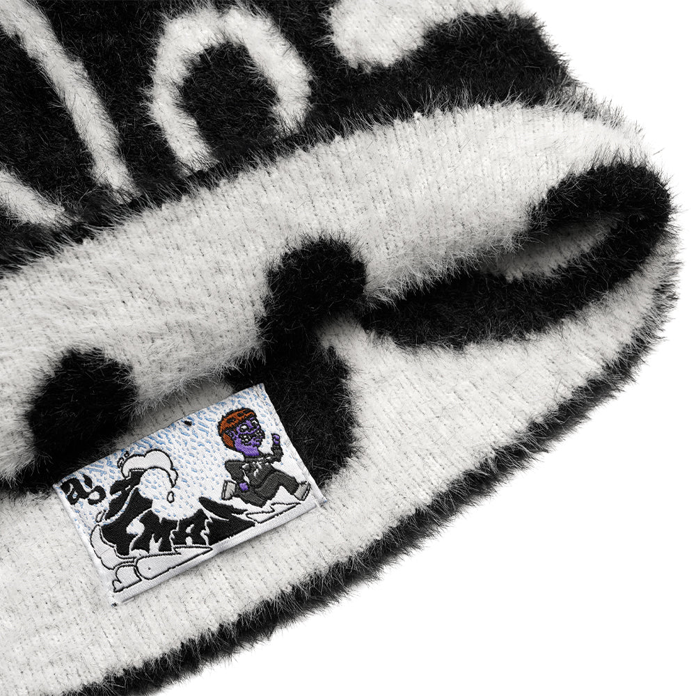 – sport – img2 – fluff-beanie-mirka-drop