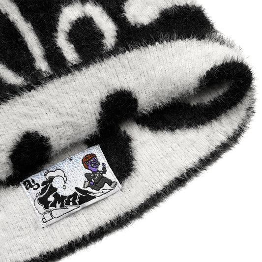  – sport – img2 – fluff-beanie-mirka-drop