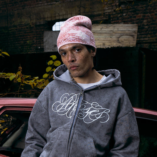  – sport – img2 – python-beanie-pink-drop