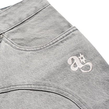  – outdoor – Street Defil